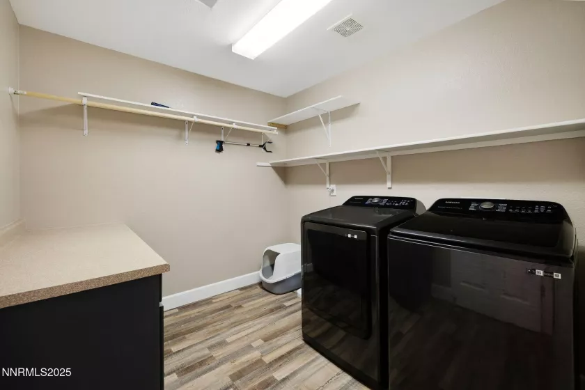 1695 Talking Sparrow, Spanish Springs, Nevada 89441, 4 Bedrooms Bedrooms, ,3 BathroomsBathrooms,Residential,Residential,Talking Sparrow,250054114