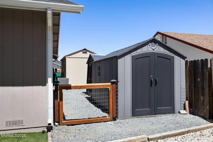 1695 Talking Sparrow, Spanish Springs, Nevada 89441, 4 Bedrooms Bedrooms, ,3 BathroomsBathrooms,Residential,Residential,Talking Sparrow,250054114