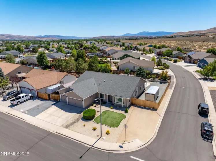 1695 Talking Sparrow, Spanish Springs, Nevada 89441, 4 Bedrooms Bedrooms, ,3 BathroomsBathrooms,Residential,Residential,Talking Sparrow,250054114