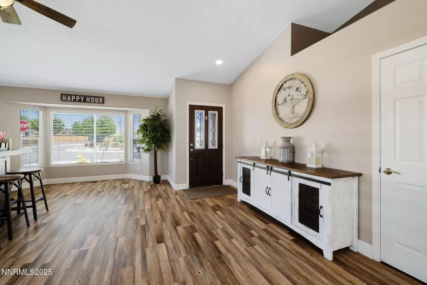1695 Talking Sparrow, Spanish Springs, Nevada 89441, 4 Bedrooms Bedrooms, ,3 BathroomsBathrooms,Residential,Residential,Talking Sparrow,250054114