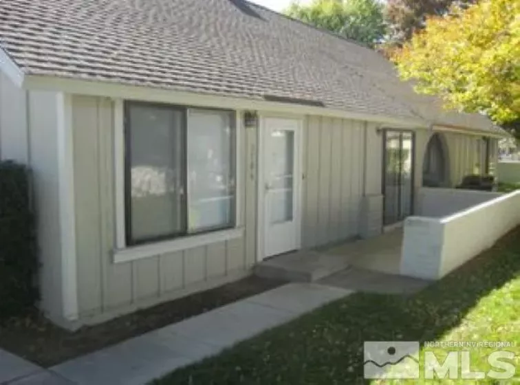 1706 London, Sparks, Nevada 89431, 2 Bedrooms Bedrooms, ,2 BathroomsBathrooms,Residential Lease,Manufactured,London,250054117