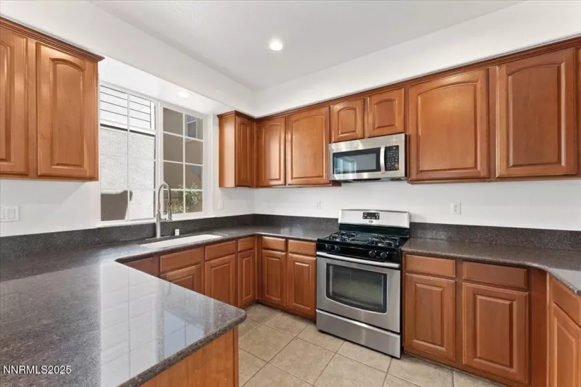6607 Panther Creek, Sparks, Nevada 89436, 4 Bedrooms Bedrooms, ,4 BathroomsBathrooms,Residential,Residential,Panther Creek,250054118