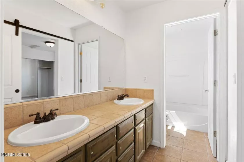 6607 Panther Creek, Sparks, Nevada 89436, 4 Bedrooms Bedrooms, ,4 BathroomsBathrooms,Residential,Residential,Panther Creek,250054118