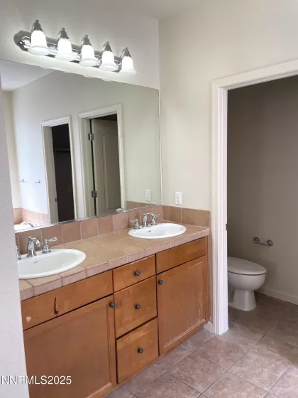 7145 Beacon, Reno, Nevada 89506, 4 Bedrooms Bedrooms, ,3 BathroomsBathrooms,Residential Lease,Manufactured,Beacon,250054119