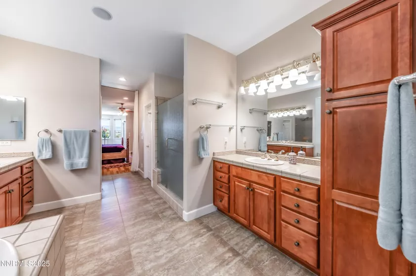 7315 Silver King, Sparks, Nevada 89436, 4 Bedrooms Bedrooms, ,4 BathroomsBathrooms,Residential,Residential,Silver King,250054136