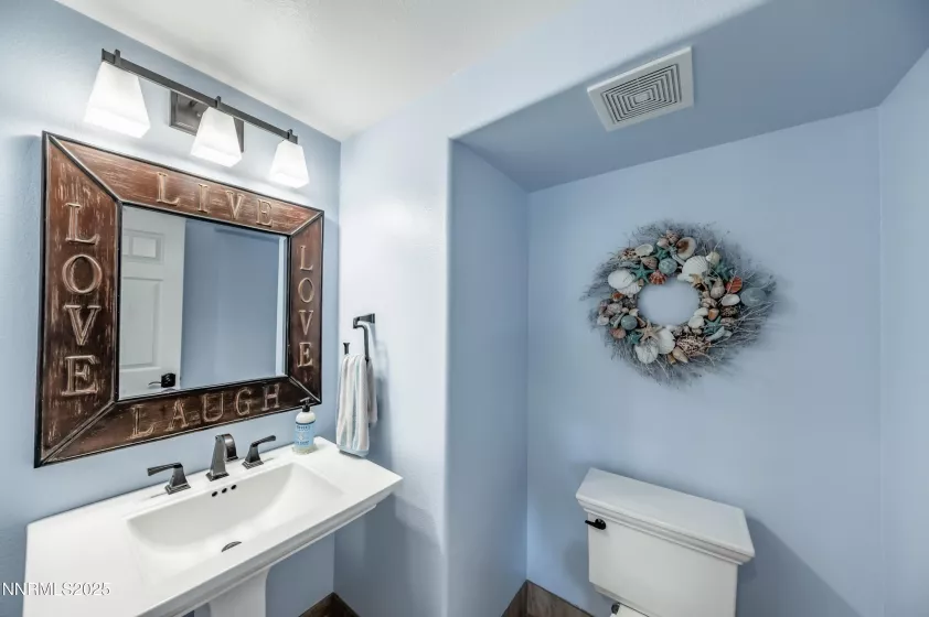 7315 Silver King, Sparks, Nevada 89436, 4 Bedrooms Bedrooms, ,4 BathroomsBathrooms,Residential,Residential,Silver King,250054136