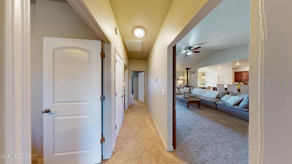 9835 Sabin, Winnemucca, Nevada 89445, 4 Bedrooms Bedrooms, ,2 BathroomsBathrooms,Residential,Residential,Sabin,250054137