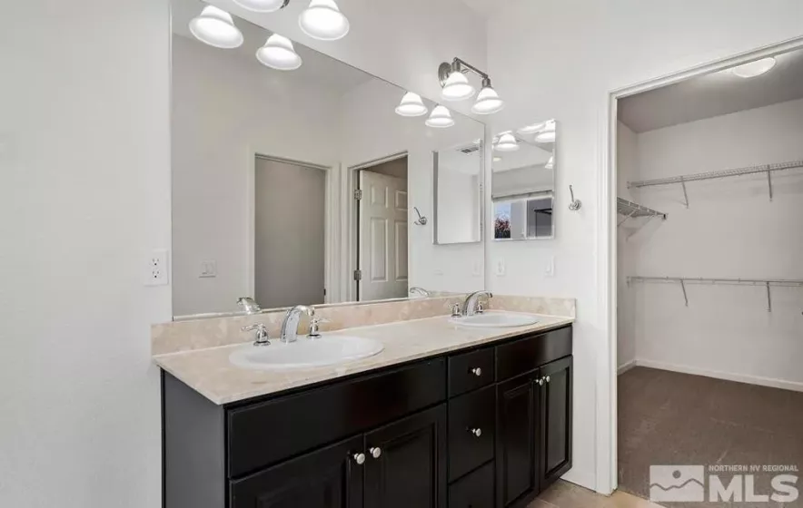 10772 Ridgebrook, Reno, Nevada 89521, 5 Bedrooms Bedrooms, ,3 BathroomsBathrooms,Residential Lease,Manufactured,Ridgebrook,250054138