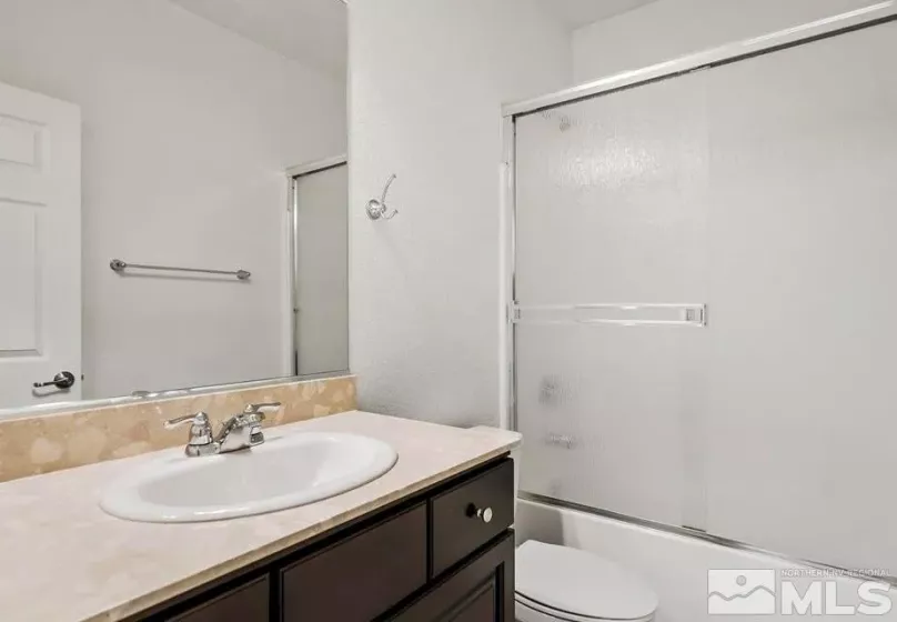 10772 Ridgebrook, Reno, Nevada 89521, 5 Bedrooms Bedrooms, ,3 BathroomsBathrooms,Residential Lease,Manufactured,Ridgebrook,250054138
