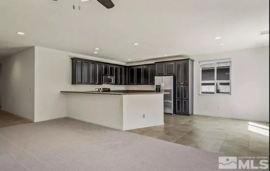 10772 Ridgebrook, Reno, Nevada 89521, 5 Bedrooms Bedrooms, ,3 BathroomsBathrooms,Residential Lease,Manufactured,Ridgebrook,250054138