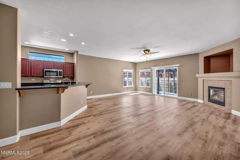 965 Aster Ln, Fernley, Nevada 89408, 4 Bedrooms Bedrooms, ,3 BathroomsBathrooms,Residential,Residential,Aster Ln,250054127