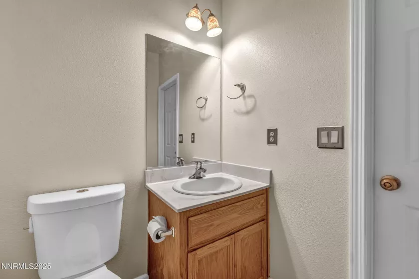 965 Aster Ln, Fernley, Nevada 89408, 4 Bedrooms Bedrooms, ,3 BathroomsBathrooms,Residential,Residential,Aster Ln,250054127