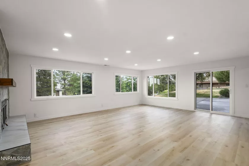 2920 Moana, Reno, Nevada 89509, 4 Bedrooms Bedrooms, ,2 BathroomsBathrooms,Residential,Residential,Moana,250054128