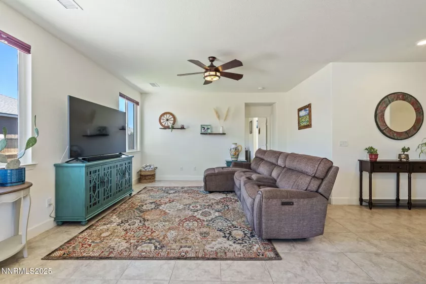 6421 Eagle Peak, Carson City, Nevada 89701, 4 Bedrooms Bedrooms, ,3 BathroomsBathrooms,Residential,Residential,Eagle Peak,250054145