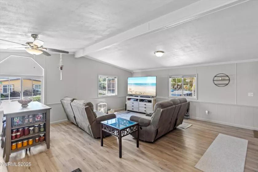 601 Jenni, Moundhouse, Nevada 89706, 3 Bedrooms Bedrooms, ,2 BathroomsBathrooms,Residential,Residential,Jenni,250054146
