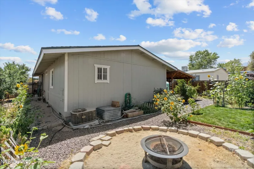 601 Jenni, Moundhouse, Nevada 89706, 3 Bedrooms Bedrooms, ,2 BathroomsBathrooms,Residential,Residential,Jenni,250054146