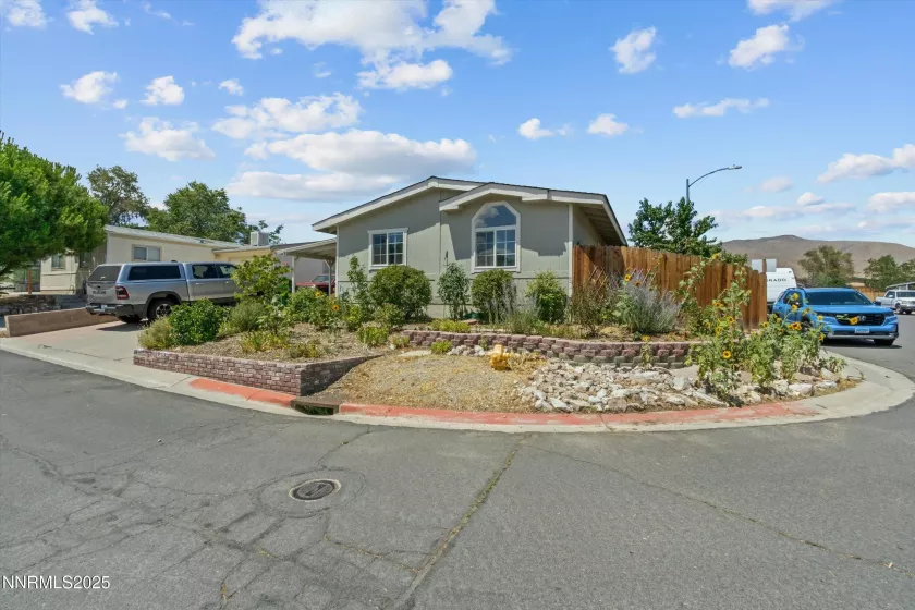 601 Jenni, Moundhouse, Nevada 89706, 3 Bedrooms Bedrooms, ,2 BathroomsBathrooms,Residential,Residential,Jenni,250054146