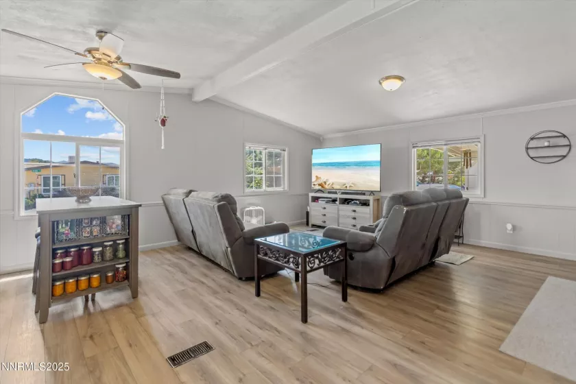 601 Jenni, Moundhouse, Nevada 89706, 3 Bedrooms Bedrooms, ,2 BathroomsBathrooms,Residential,Residential,Jenni,250054146
