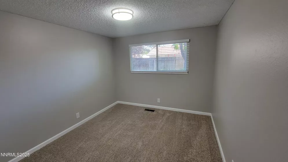 1575 Olinghouse, Sparks, Nevada 89434, 3 Bedrooms Bedrooms, ,2 BathroomsBathrooms,Residential,Residential,Olinghouse,250054149