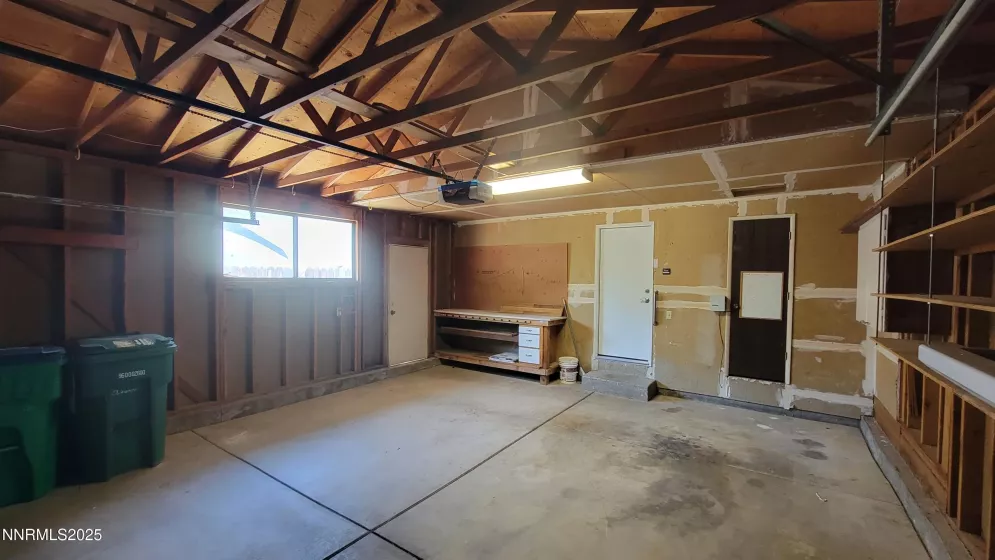 1575 Olinghouse, Sparks, Nevada 89434, 3 Bedrooms Bedrooms, ,2 BathroomsBathrooms,Residential,Residential,Olinghouse,250054149