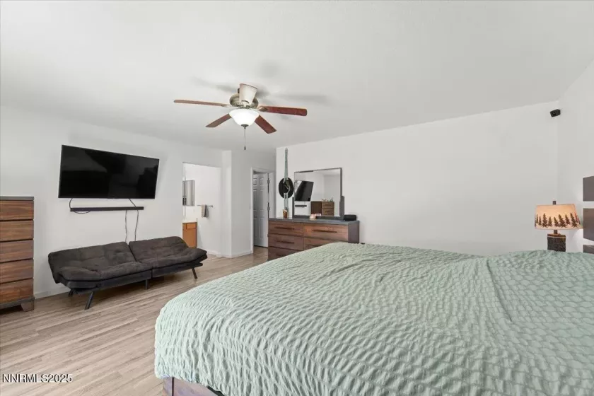 17160 Amethyst, Reno, Nevada 89508, 3 Bedrooms Bedrooms, ,2 BathroomsBathrooms,Residential,Residential,Amethyst,250054152