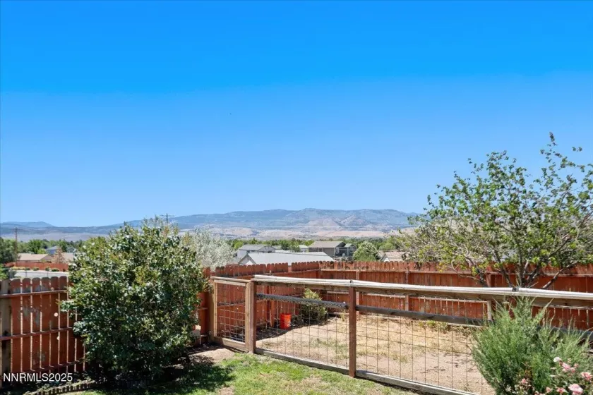 17160 Amethyst, Reno, Nevada 89508, 3 Bedrooms Bedrooms, ,2 BathroomsBathrooms,Residential,Residential,Amethyst,250054152