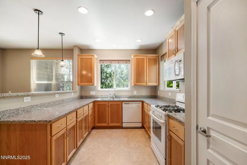 4841 Bougainvillea, Sparks, Nevada 89436, 2 Bedrooms Bedrooms, ,2 BathroomsBathrooms,Residential,Residential,Bougainvillea,250051323