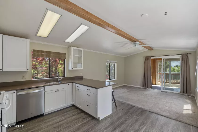 155 Lansing, Sun Valley, Nevada 89433, 1 Bedroom Bedrooms, ,1 BathroomBathrooms,Residential,Residential,Lansing,250050765