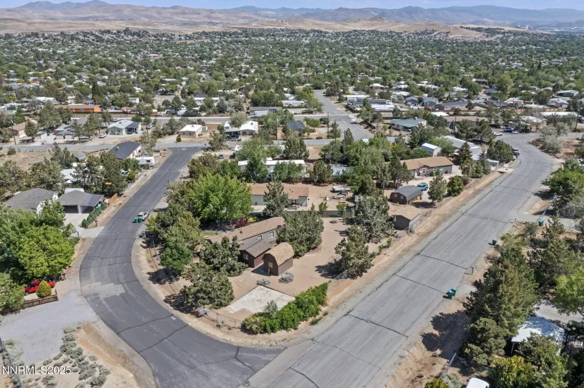 155 Lansing, Sun Valley, Nevada 89433, 1 Bedroom Bedrooms, ,1 BathroomBathrooms,Residential,Residential,Lansing,250050765
