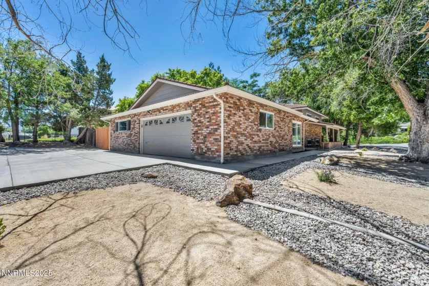 12015 Stoney Brook Drive, Reno, Nevada 89511, 4 Bedrooms Bedrooms, ,3 BathroomsBathrooms,Residential,Residential,Stoney Brook Drive,250054158
