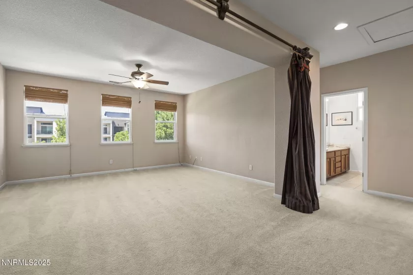 11135 Messina, Reno, Nevada 89521, 4 Bedrooms Bedrooms, ,3 BathroomsBathrooms,Residential,Residential,Messina,250054169