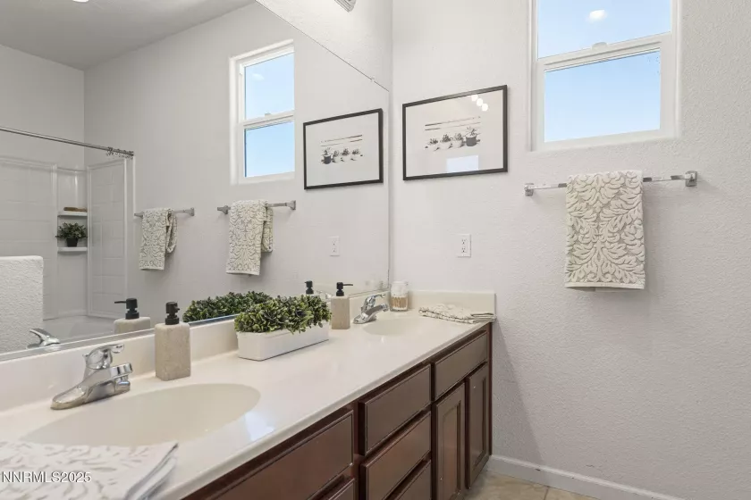 11135 Messina, Reno, Nevada 89521, 4 Bedrooms Bedrooms, ,3 BathroomsBathrooms,Residential,Residential,Messina,250054169