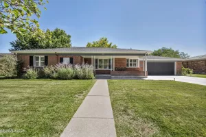 1150 Fairfield, Reno, Nevada 89509, 3 Bedrooms Bedrooms, ,2 BathroomsBathrooms,Residential,Residential,Fairfield,250054174