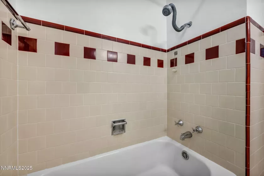 1150 Fairfield, Reno, Nevada 89509, 3 Bedrooms Bedrooms, ,2 BathroomsBathrooms,Residential,Residential,Fairfield,250054174