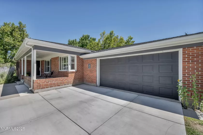 1150 Fairfield, Reno, Nevada 89509, 3 Bedrooms Bedrooms, ,2 BathroomsBathrooms,Residential,Residential,Fairfield,250054174