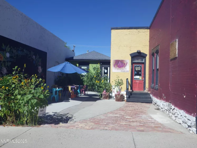 345 Bridge, Winnemucca, Nevada 89445, ,Commercial Sale,Residential,Bridge,250054179