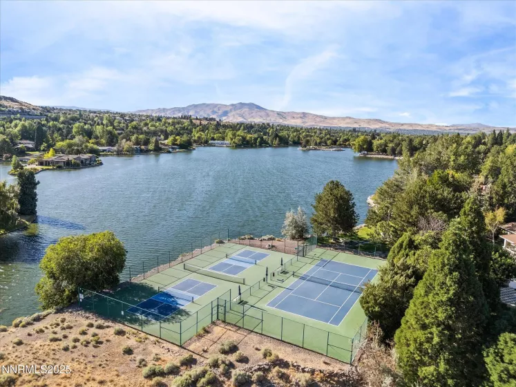 2520 Spinnaker, Reno, Nevada 89519, 3 Bedrooms Bedrooms, ,4 BathroomsBathrooms,Residential,Residential,Spinnaker,250054180