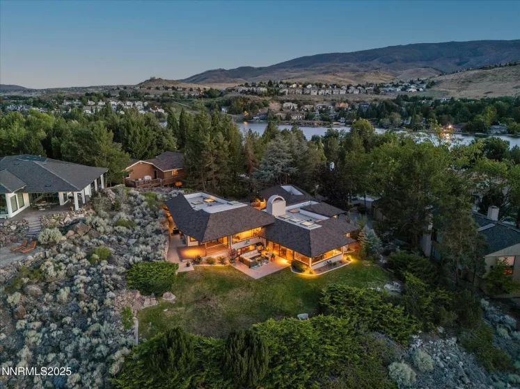 2520 Spinnaker, Reno, Nevada 89519, 3 Bedrooms Bedrooms, ,4 BathroomsBathrooms,Residential,Residential,Spinnaker,250054180