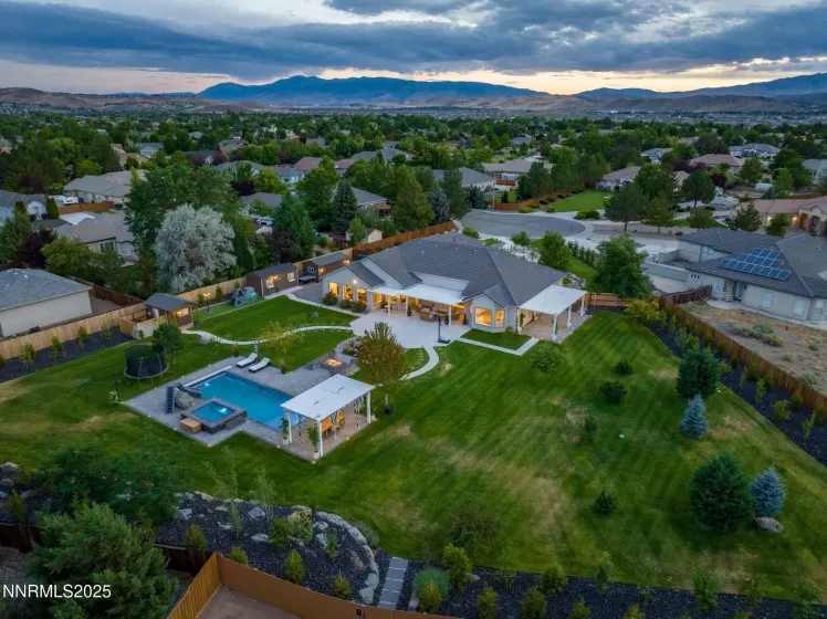 8080 Tres Arroyos, Sparks, Nevada 89436, 4 Bedrooms Bedrooms, ,3 BathroomsBathrooms,Residential,Residential,Tres Arroyos,250054181
