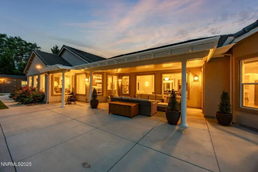 8080 Tres Arroyos, Sparks, Nevada 89436, 4 Bedrooms Bedrooms, ,3 BathroomsBathrooms,Residential,Residential,Tres Arroyos,250054181