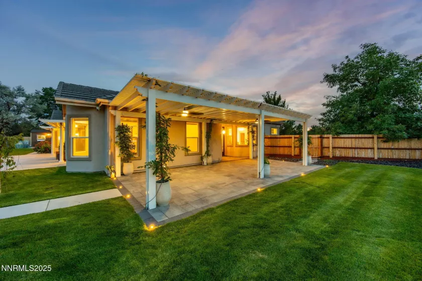 8080 Tres Arroyos, Sparks, Nevada 89436, 4 Bedrooms Bedrooms, ,3 BathroomsBathrooms,Residential,Residential,Tres Arroyos,250054181