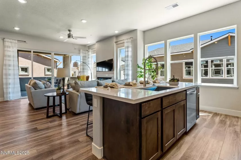 150 Roland, Carson City, Nevada 89701, 2 Bedrooms Bedrooms, ,2 BathroomsBathrooms,Residential,Residential,Roland,250054203