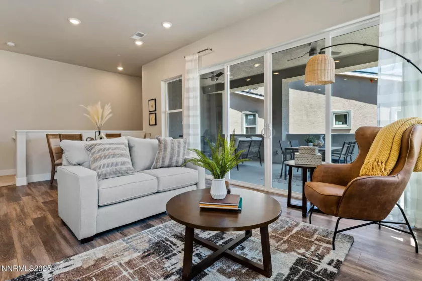 150 Roland, Carson City, Nevada 89701, 2 Bedrooms Bedrooms, ,2 BathroomsBathrooms,Residential,Residential,Roland,250054203