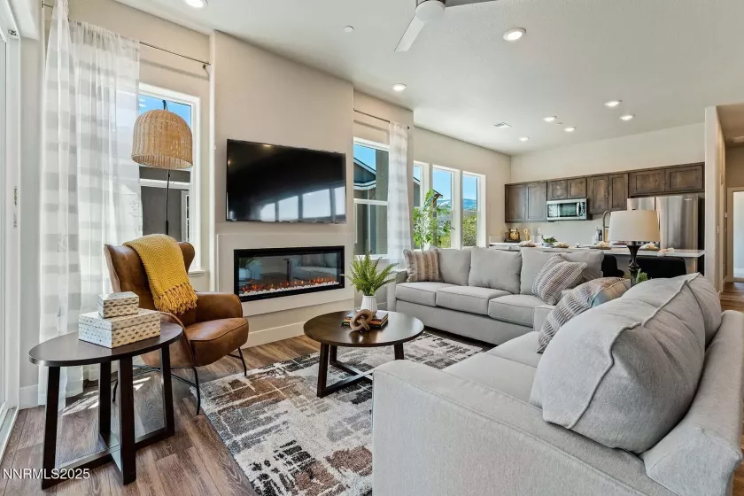 150 Roland, Carson City, Nevada 89701, 2 Bedrooms Bedrooms, ,2 BathroomsBathrooms,Residential,Residential,Roland,250054203
