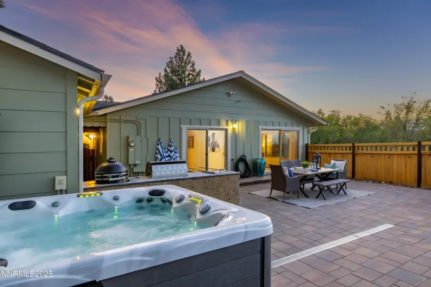 3237 Susileen, Reno, Nevada 89509, 3 Bedrooms Bedrooms, ,2 BathroomsBathrooms,Residential,Residential,Susileen,250054191