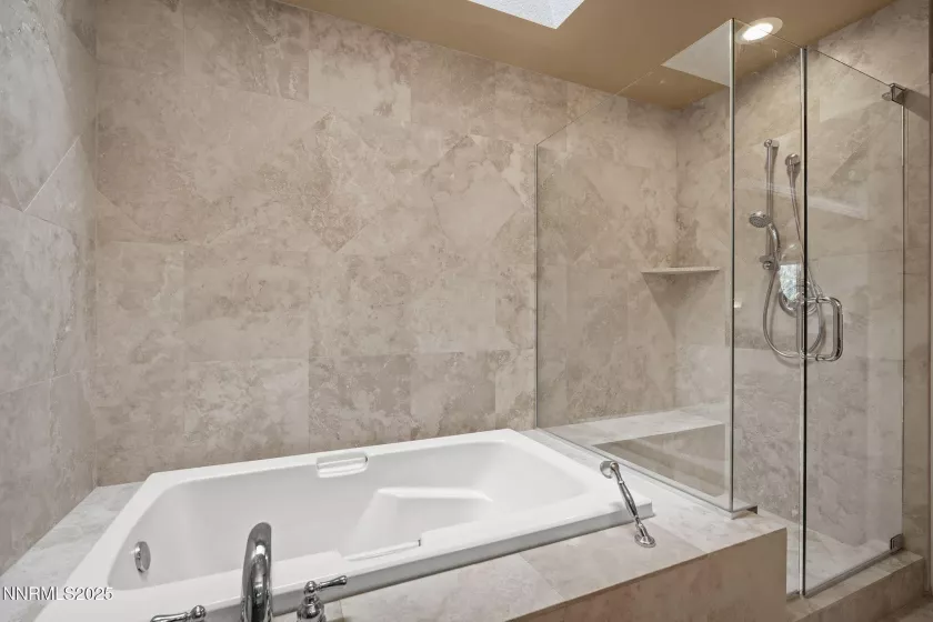 3601 Skyline, Reno, Nevada 89509, 2 Bedrooms Bedrooms, ,3 BathroomsBathrooms,Residential,Residential,Skyline,250054220