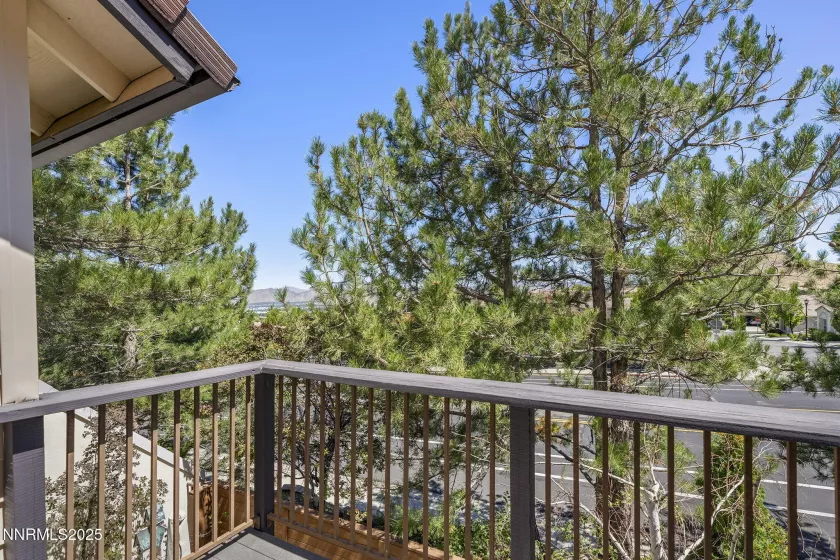 3601 Skyline, Reno, Nevada 89509, 2 Bedrooms Bedrooms, ,3 BathroomsBathrooms,Residential,Residential,Skyline,250054220