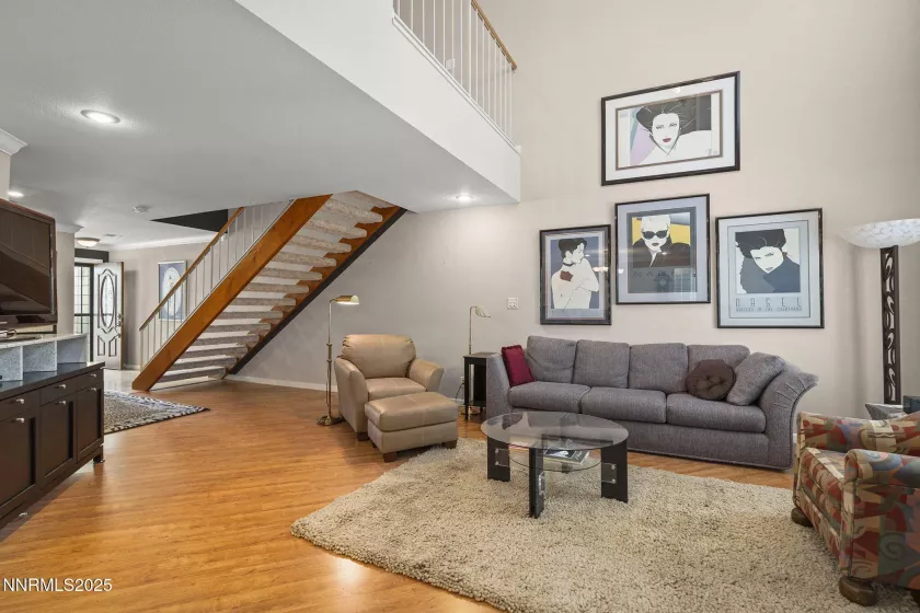 3601 Skyline, Reno, Nevada 89509, 2 Bedrooms Bedrooms, ,3 BathroomsBathrooms,Residential,Residential,Skyline,250054220