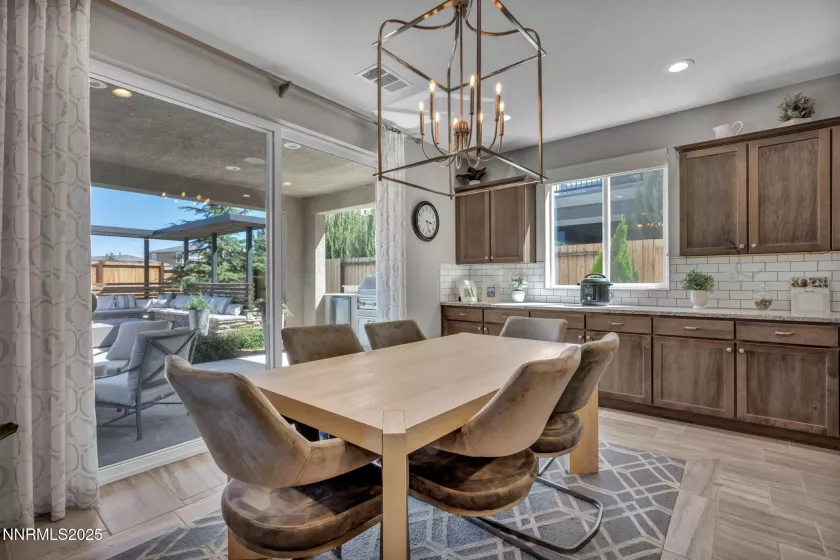 7938 Blue Earth, Sparks, Nevada 89436, 3 Bedrooms Bedrooms, ,3 BathroomsBathrooms,Residential,Residential,Blue Earth,250054222