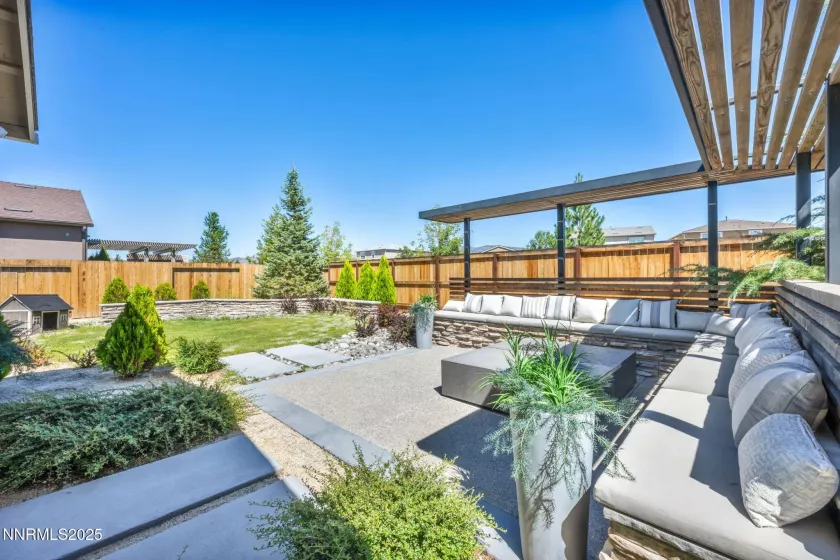 7938 Blue Earth, Sparks, Nevada 89436, 3 Bedrooms Bedrooms, ,3 BathroomsBathrooms,Residential,Residential,Blue Earth,250054222